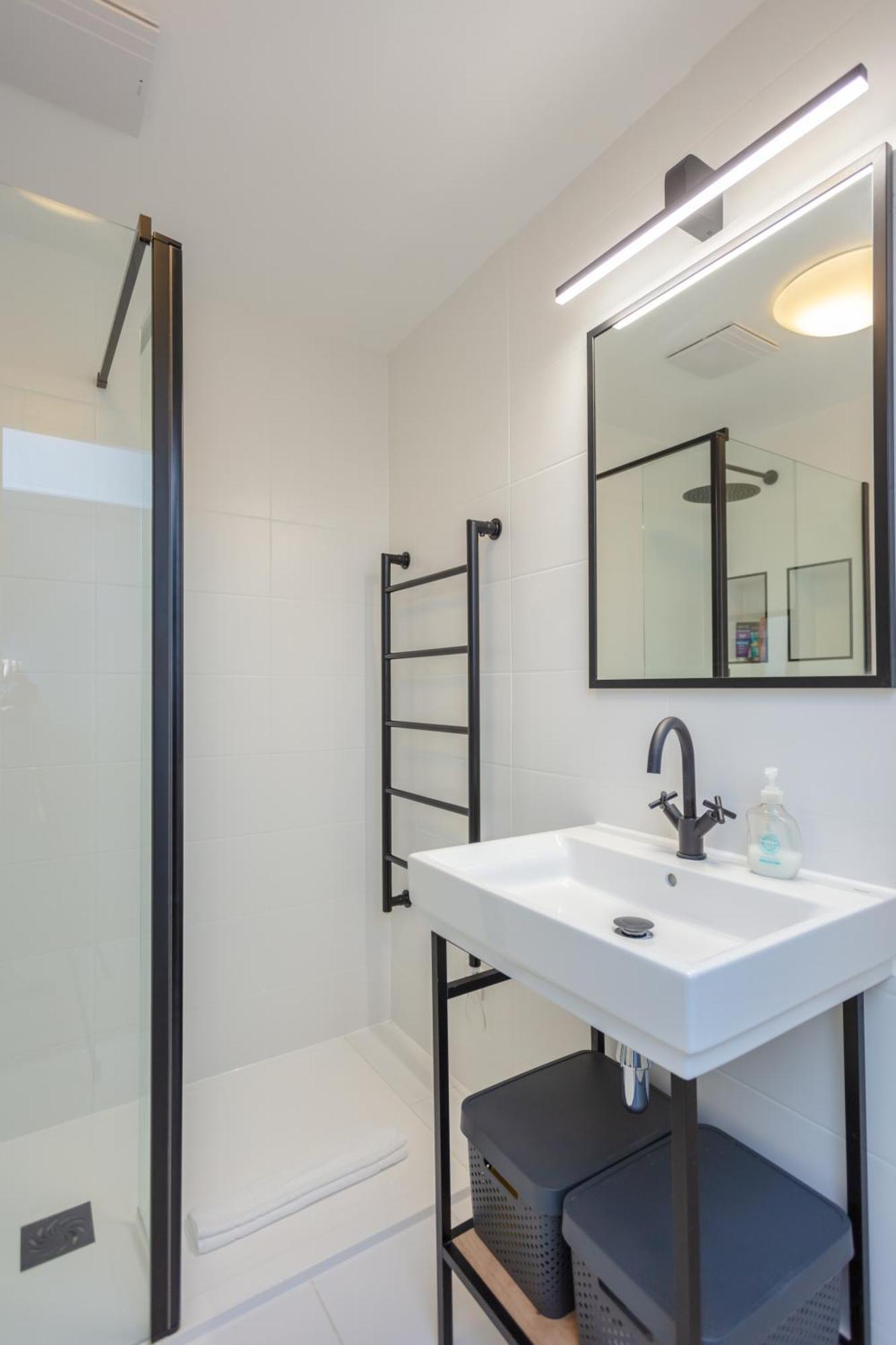 Stylish 1 Bedroom Apartment In Holborn In A Great Location London Exterior foto