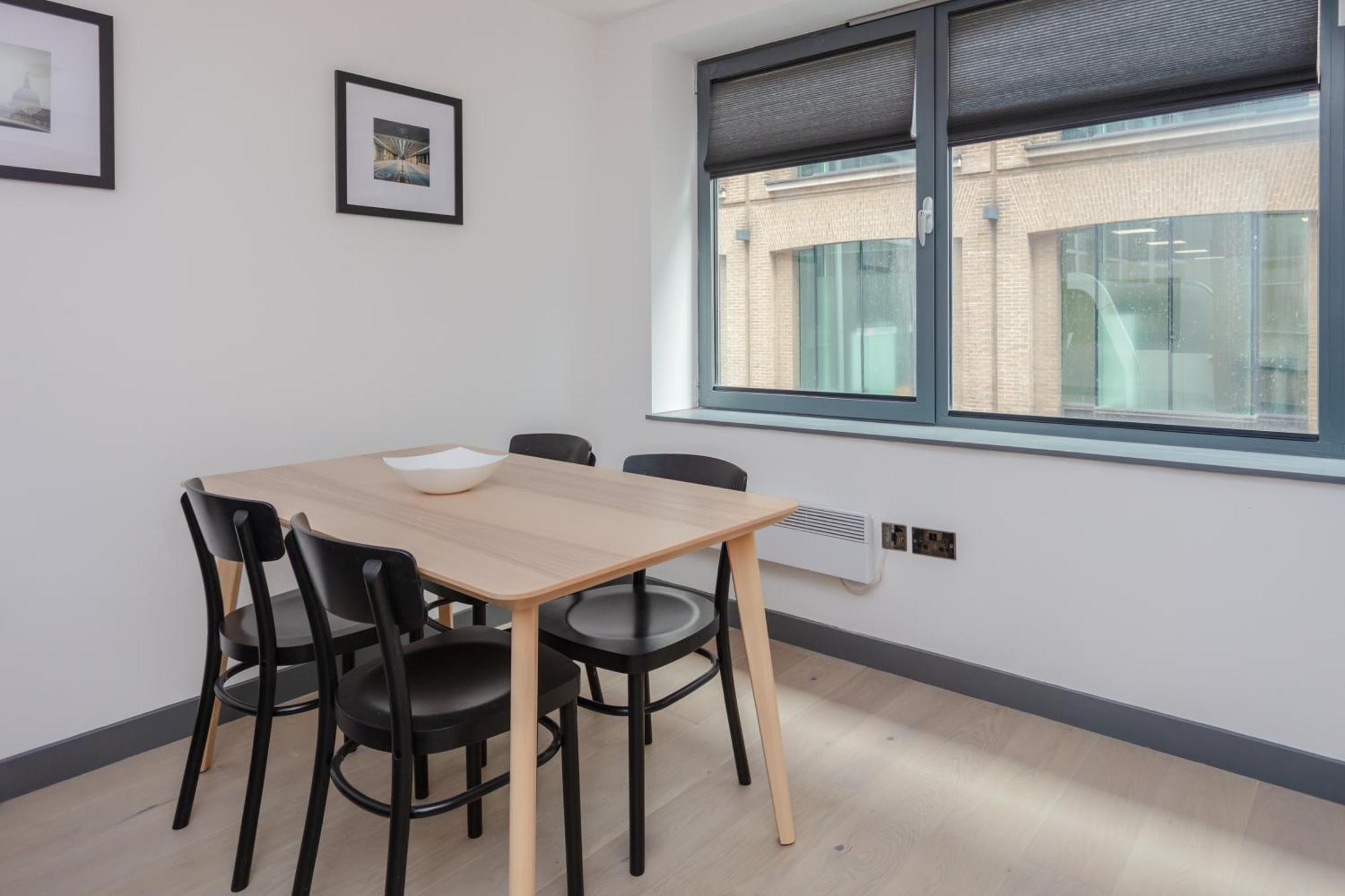 Stylish 1 Bedroom Apartment In Holborn In A Great Location London Exterior foto